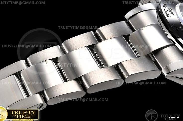 0408 ROLDYT0274A – Daytona WaterResistant 923